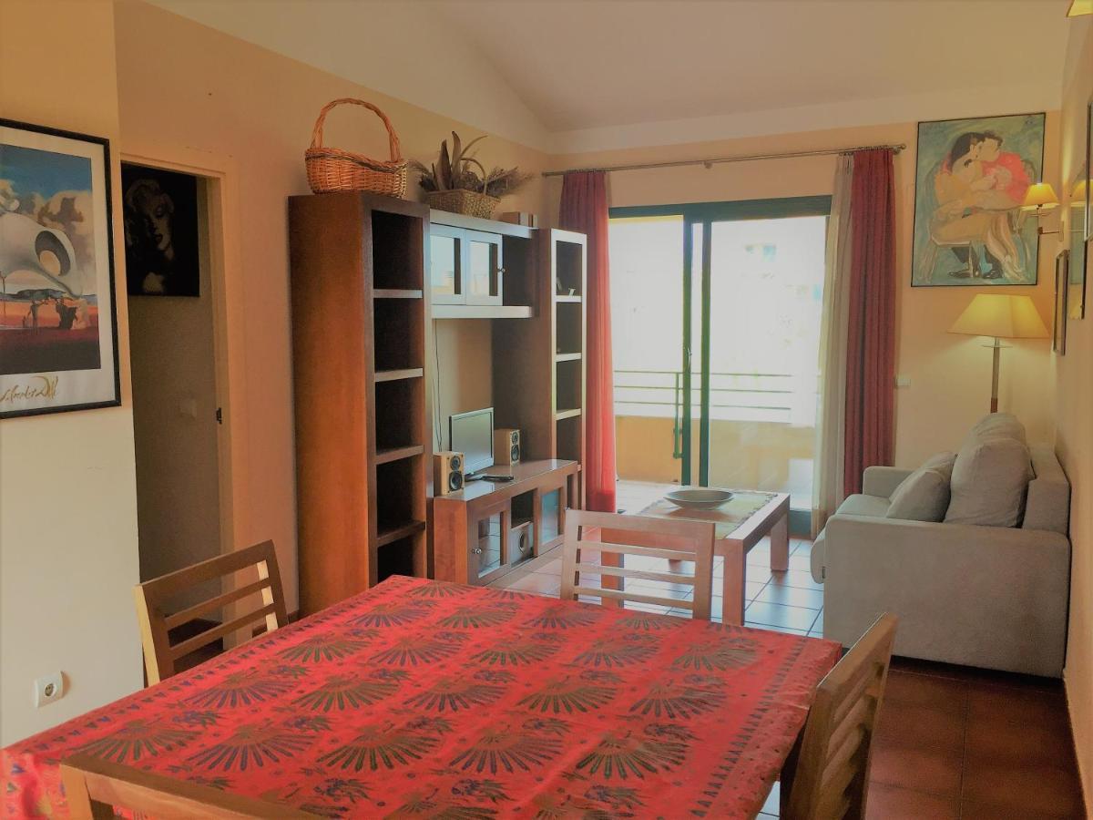 Ongi Etorri Apartment Calafat Exterior photo